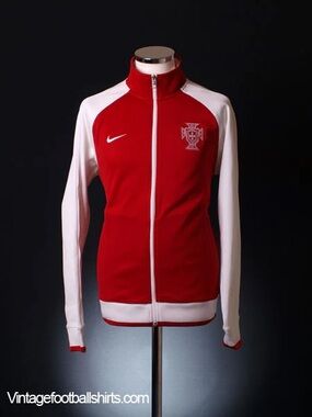 PORTUGAL 2014/2015 TRAINING FOOTBALL
JACKET JERSEY NIKE